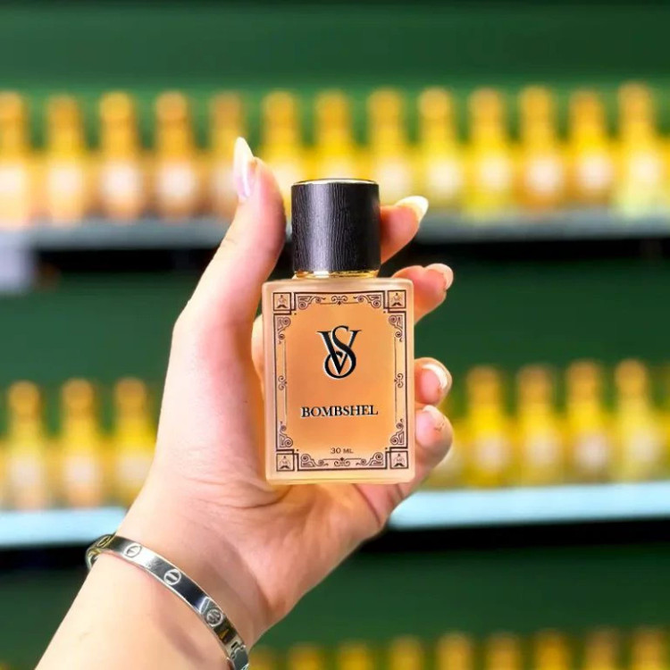 عطر 5 گرمی بمب شنل