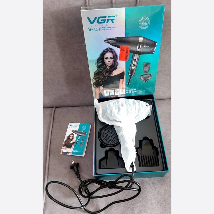 سشوار حرفهای وی جی ار اورجینال مدل V-451 با ارسال رایگان